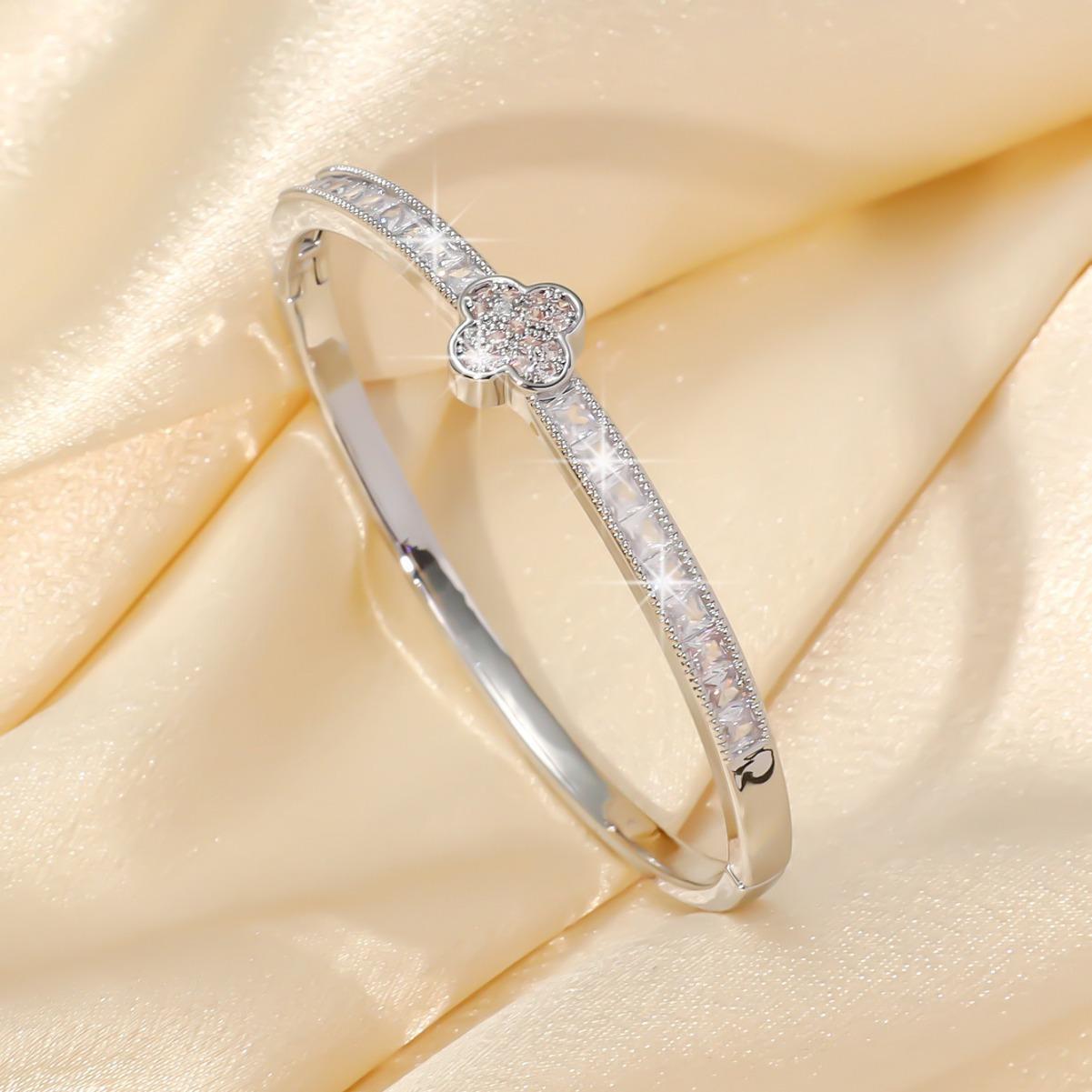 

Продвинутый и атмосферный браслет с инкрустацией цирконом, Ins персонализированные и модные украшения 19CM серебряный