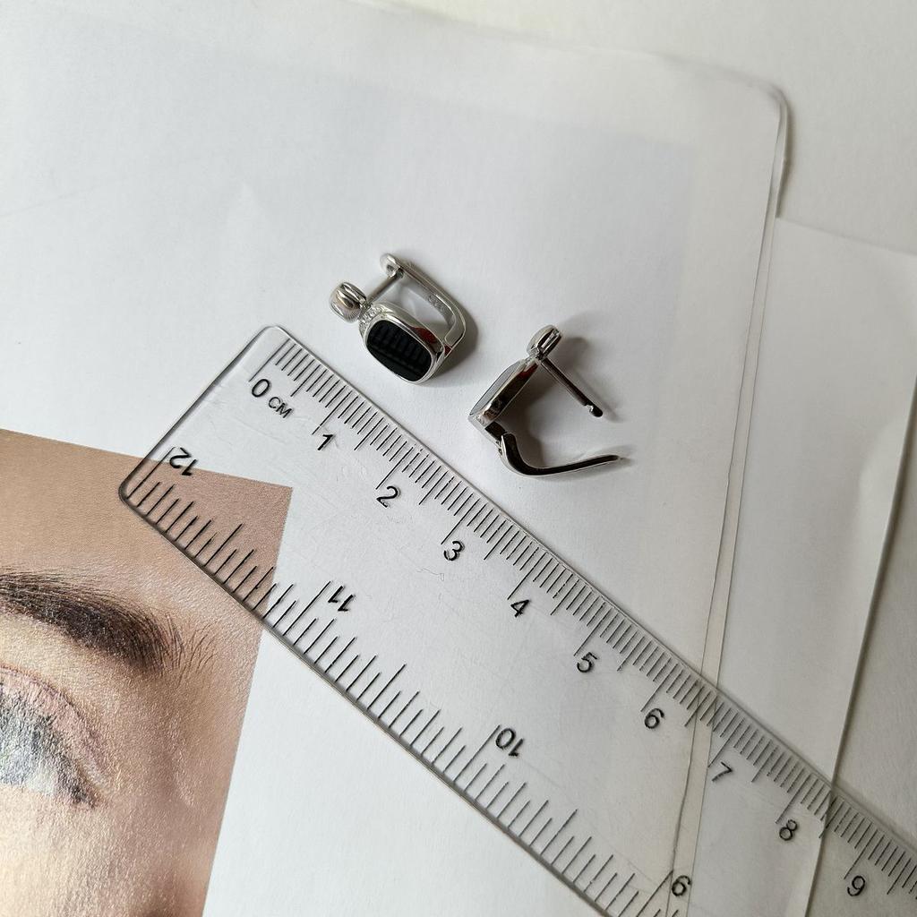 Silberohrringe mit natürlichem Onyx (60002117)