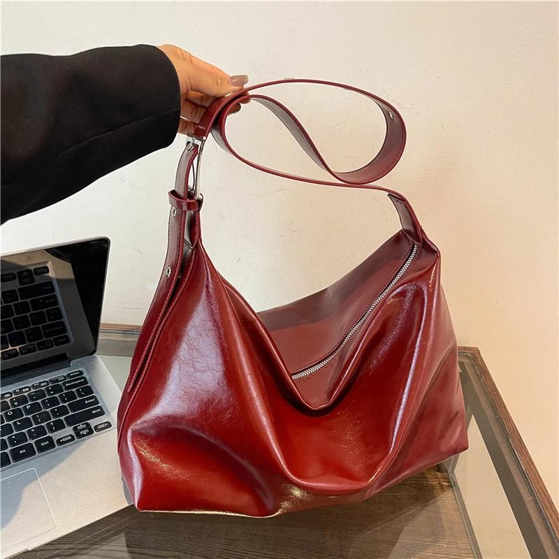 Simple women's crossbody bag displacement bag large capacity single shoulder niche design senior sense fashion new