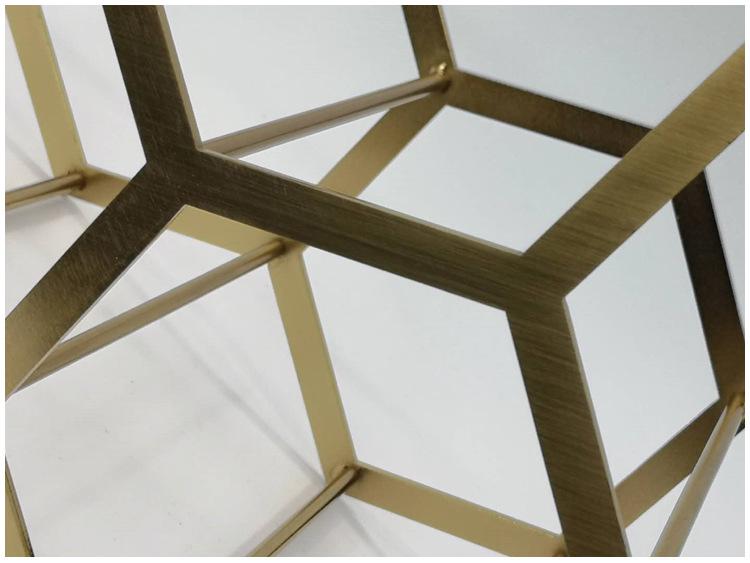 European Style Honeycomb Metal Wine Rack for Dining Room and Living Room Decor