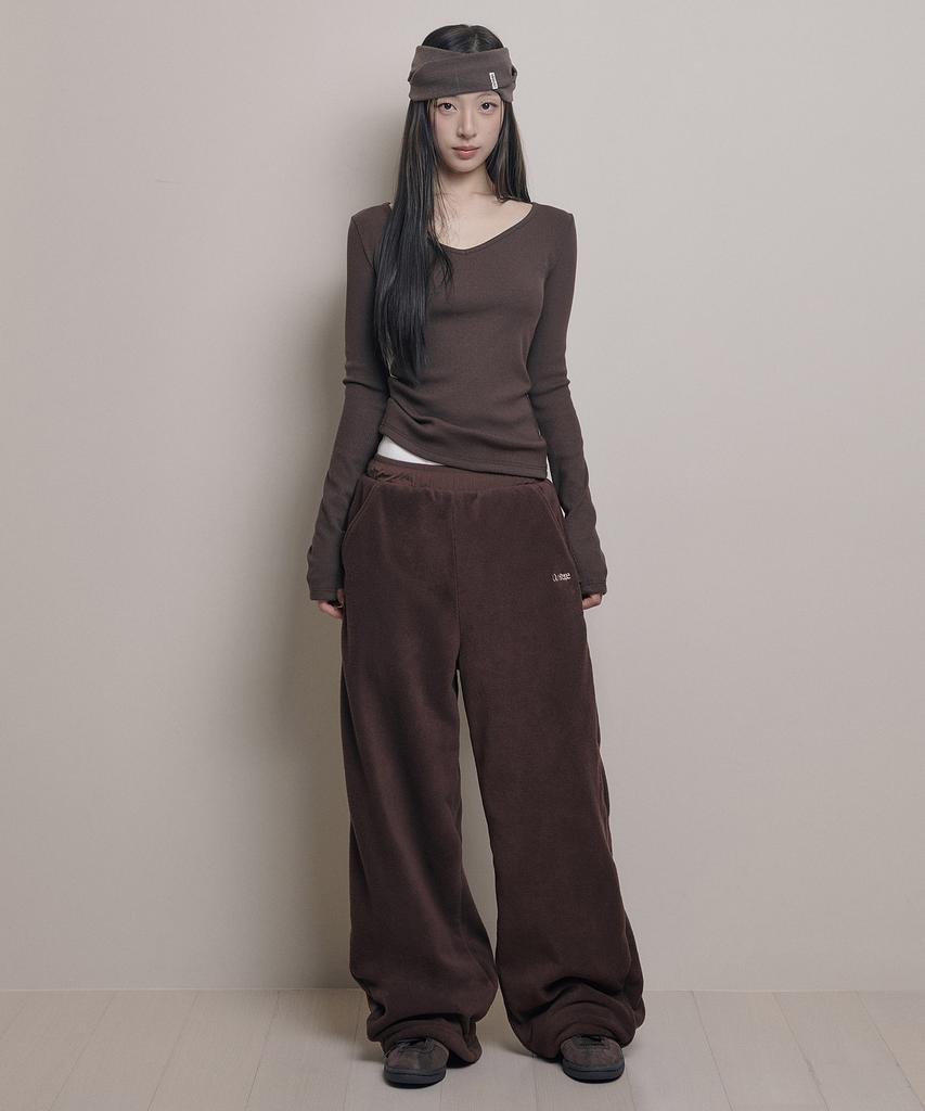 AWOSWEIB Slim Shape V Neck Longsleeve - Coffee Brown