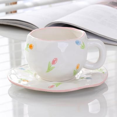 Hochwertiges Blumen-Unterglasurfarbe Tulpe Handbemaltes Keramik Kaffee- und Untertassenset Latte-Tasse