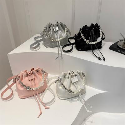 Niche Bag for Women In Summer Beautiful New Design and Stylish Crossbody Bag Simple Chain Bucket Bag