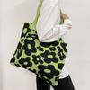 Beautiful Handbag Large Capacity Tote Bag Flower Pattern Knitted Bag Shoulder Bag Beach Bag for Street Shooting
