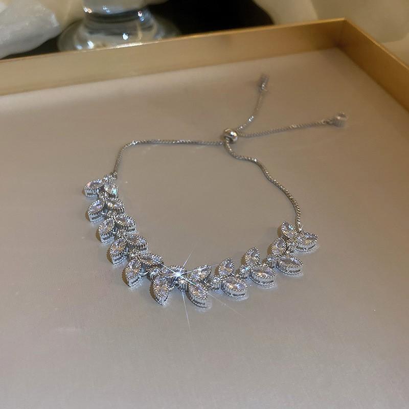 South Korea Dongdaemun Square Zircon Adjustable Bracelet Women's Simple Light Luxury Bracelet Personality Temperament High-end Jewelry