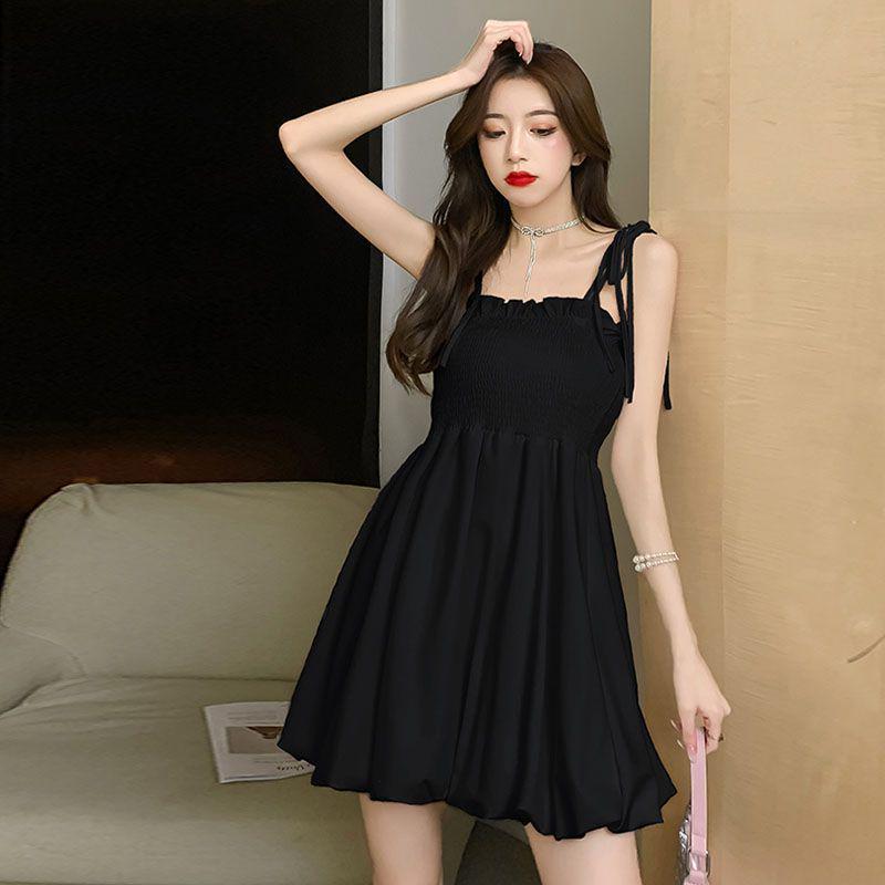 2026 Slim Fit Little Black Short Dress with Cinched Waist & Sleeveless Design for Summer M (40-45 kg) чёрный