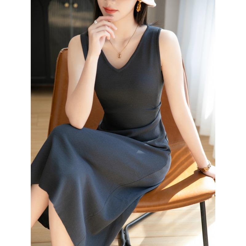 

Летний Новый Стиль Имитация Шелка Сатин Свитер Платье на Бретелях для Женщин Бусины Ледяной Шелк Жилет Длинная Юбка Свободный Средней Длины M