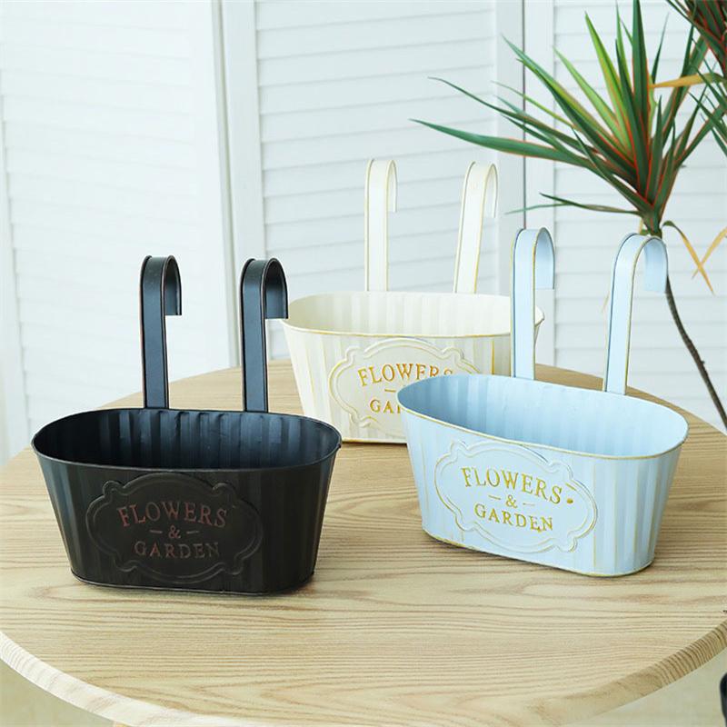 Rustic Vintage Metal Hanging Flower Pot Wall Planter With Drainage Holes & Detachable Hooks For Indoor/Outdoor Home Garden Decor