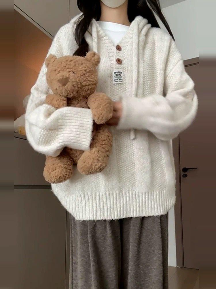 Soft Hooded Knitted Pullover Sweater for Women – Cozy and Loose Outerwear for Autumn, Winter, and Spring.