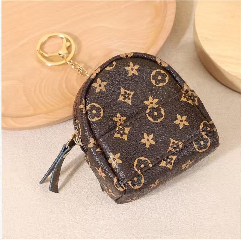 Kreatywny brelok do kluczy gwardzista cesarski z frędzlami serce dziewczyny wykwintny wisiorek do kluczy samochodowych plecak mini nowy 2024