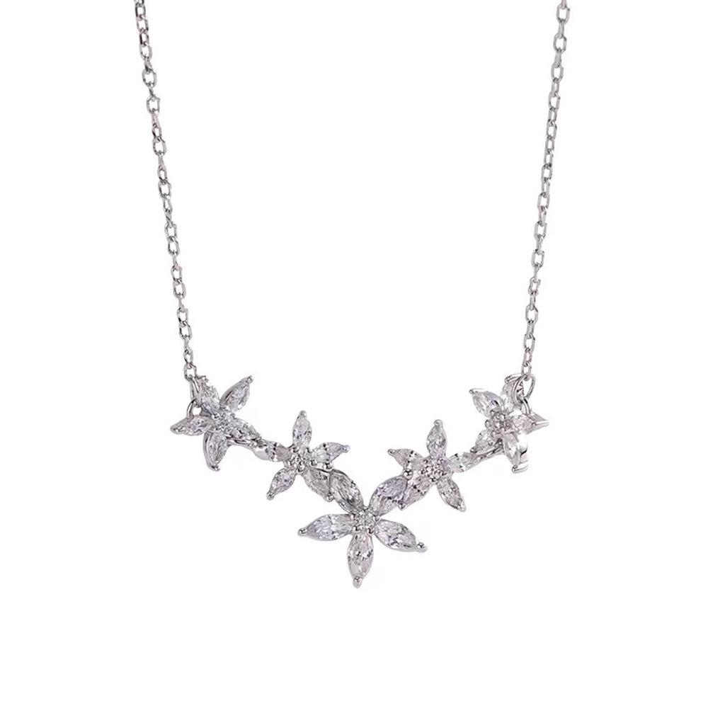 S999 Sterling Silver Luxury Floral Necklace for Women - Exquisite Flower Clavicle Chain, Perfect Qixi Festival Gift.