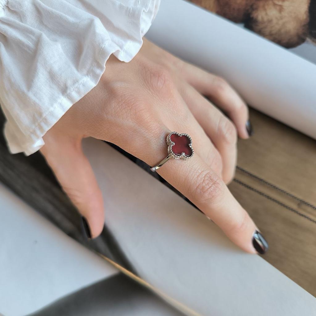 Серебряное кольцо с натуральным агатом, вес изделия 3,19 гр (60002359)