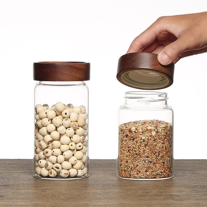 Acacia Wood Lid High Borosilicate Glass Storage Jar, Transparent, Sealed, Perfect for Tangerine Peel and Daily Use.