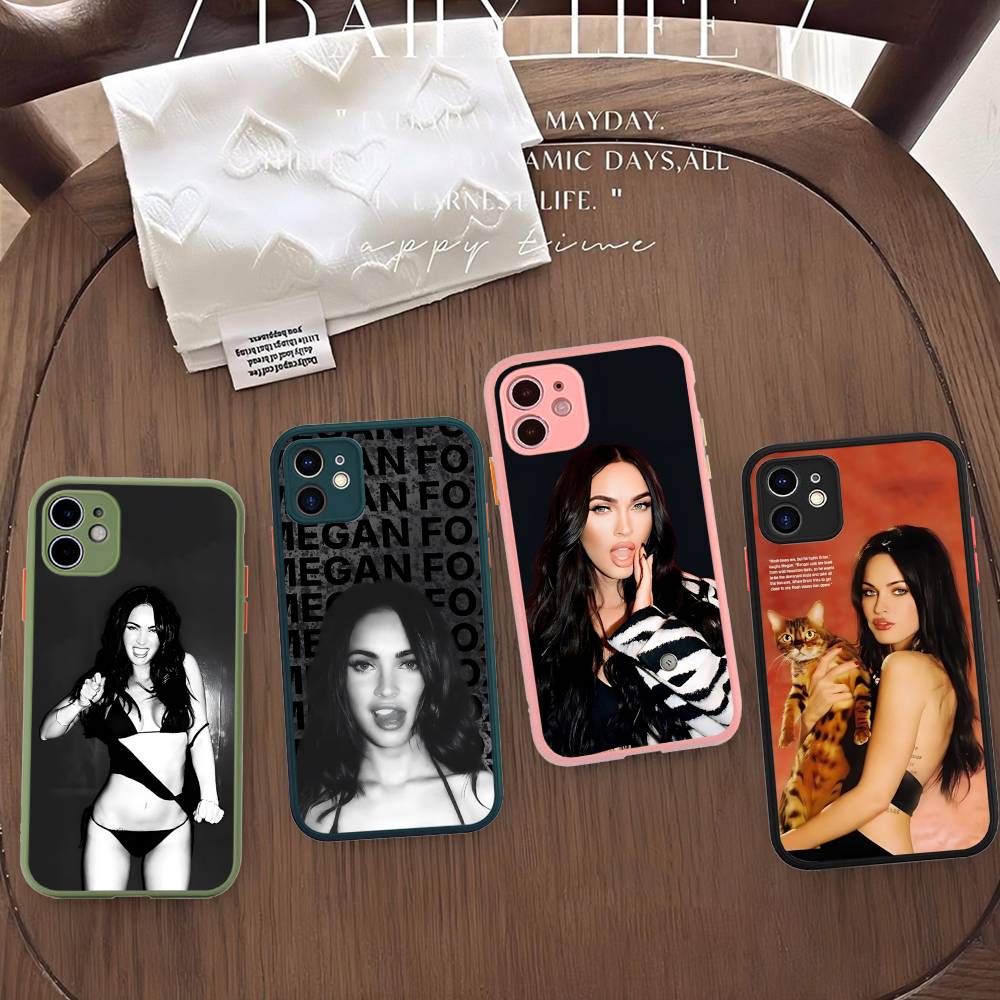 Schauspielerin M-Megan Fox Model Handyhülle Für IPhone 16e 16 15 14 13 12 11 Pro Max X XS Max Plus Matt Klar