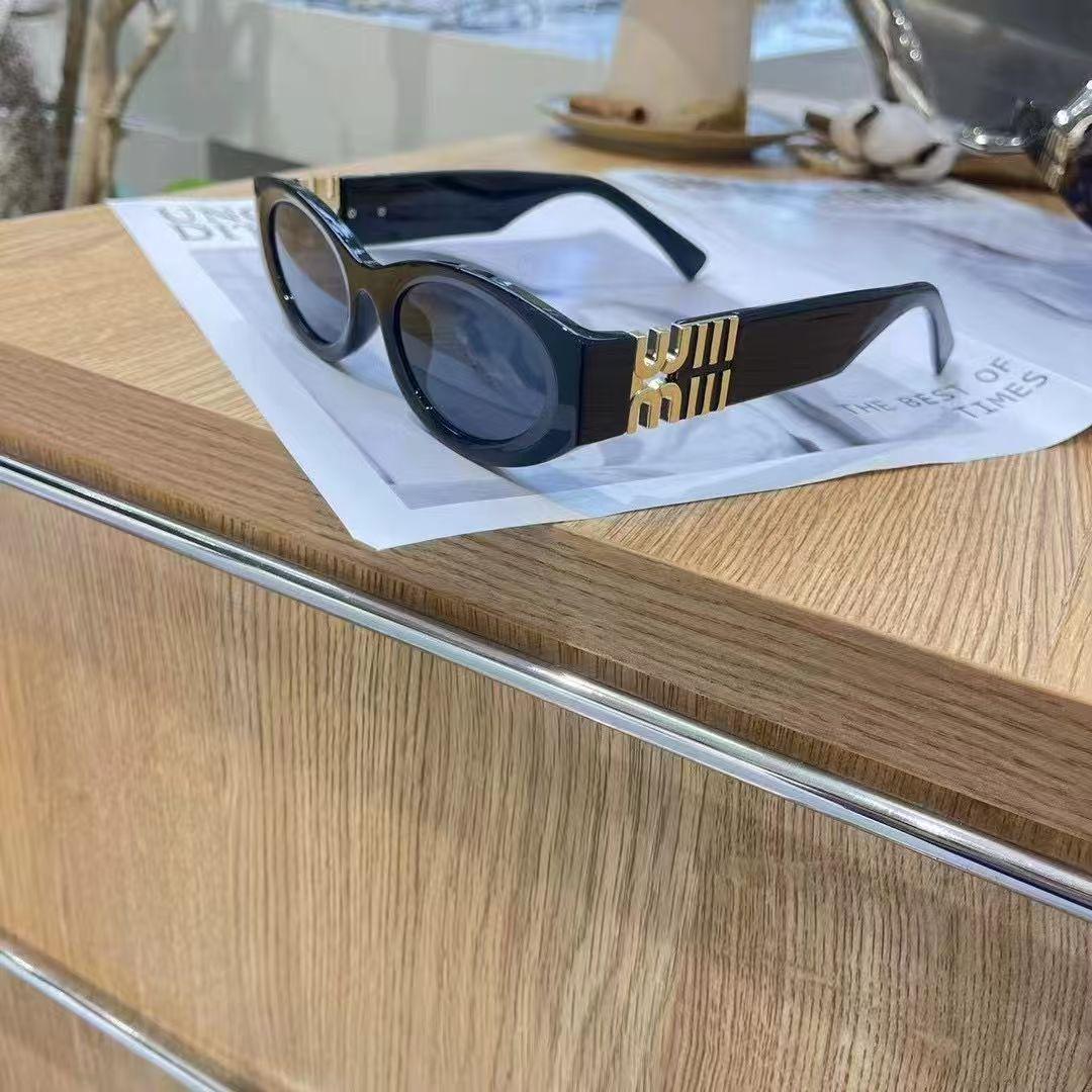 

Солнцезащитные очки женские «кошачий глаз» из Красной книжечки с защитой от УФ-лучей