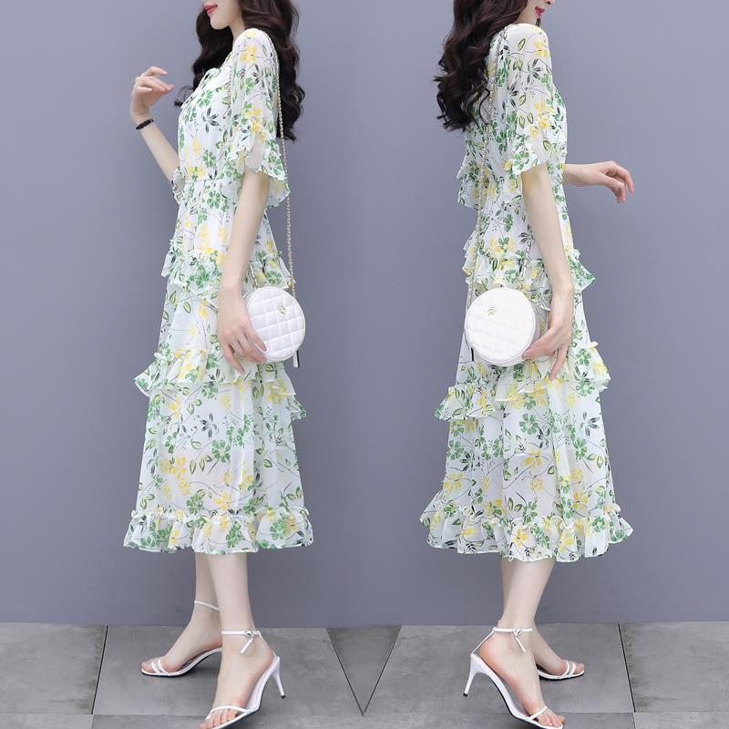 Elegantes florales Chiffonkleid Sommer Slim Taille Stufenrock Frischer Stil Mode