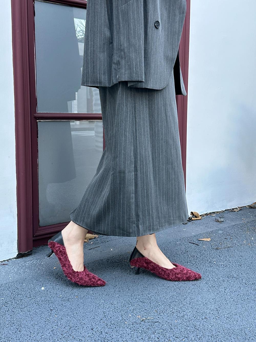 

Модные туфли с острым носком для женщин, черные, зеленые, красные, с меховым узором, на тонком среднем каблуке, модные туфли для работы на осень и весну для женщин, 35-39 245 красный