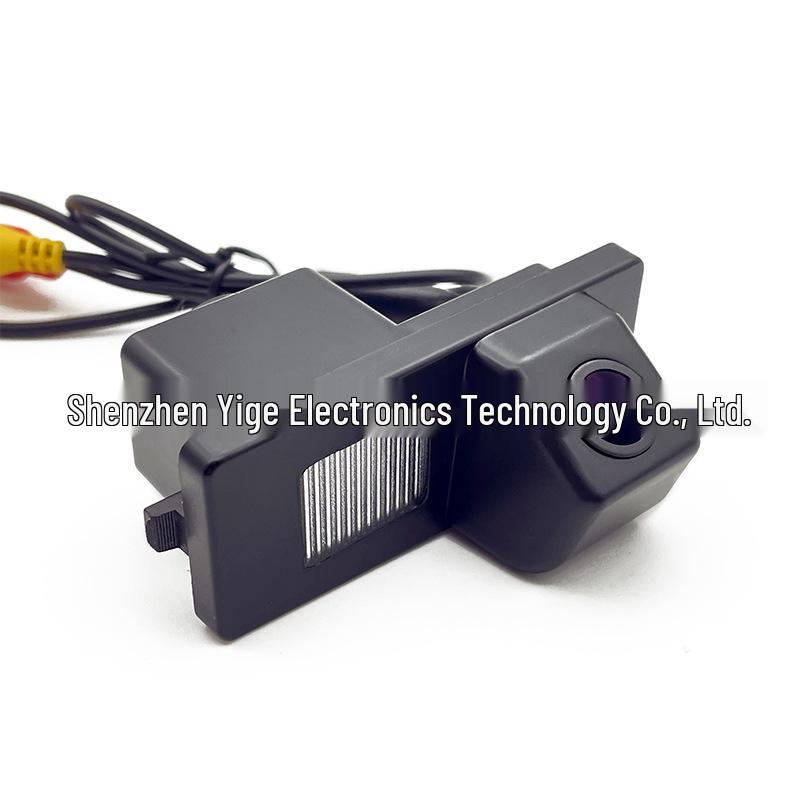 Reversing Camera & License Plate Light for 11 SsangYong Rexton & Actyon Models.