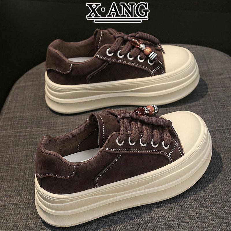 Leather board shoes women's muffin thick-soled heightening women's shoes autumn and winter new versatile little white shoes casual sports shoes