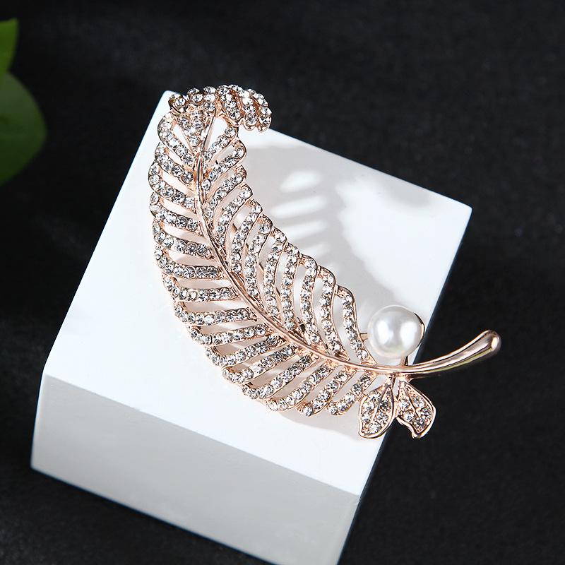 Lanhao Hot-Selling Pearl Swan Rhinestone Flower Brooch - Japanese & Korean Fashion Accessories for Women