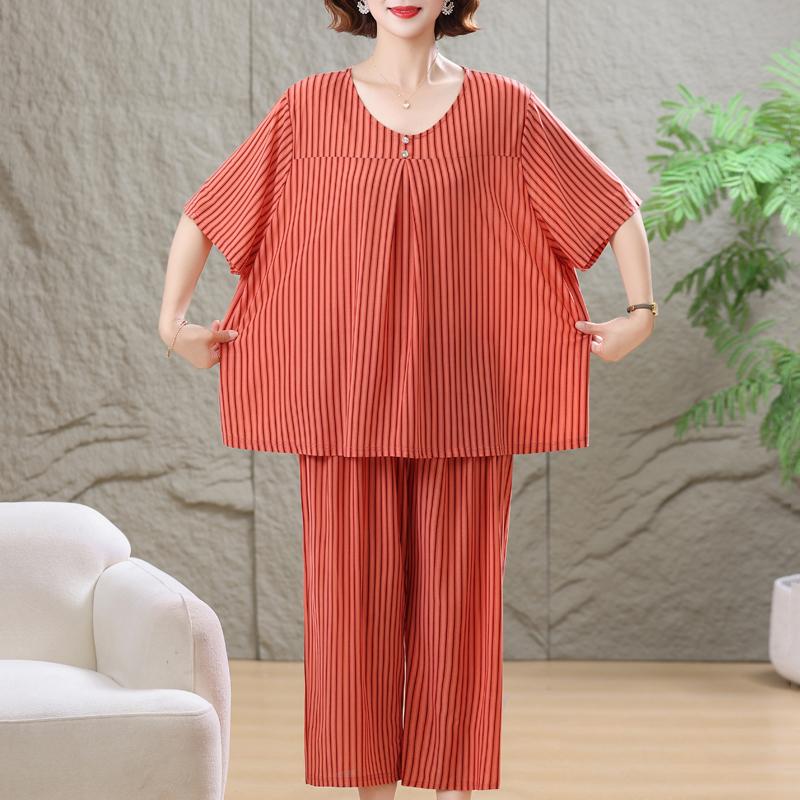Completo estivo da donna taglie forti in 2 pezzi, set casual con top in seta ghiacciata e pantaloni capri (3XL-7XL)