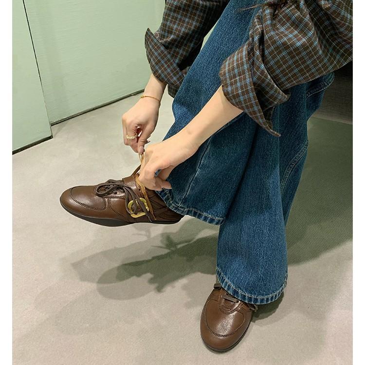 Grape mother has the same retro round head, double shoelaces, belt buckles, platform German training shoes, women's fashionable and comfort