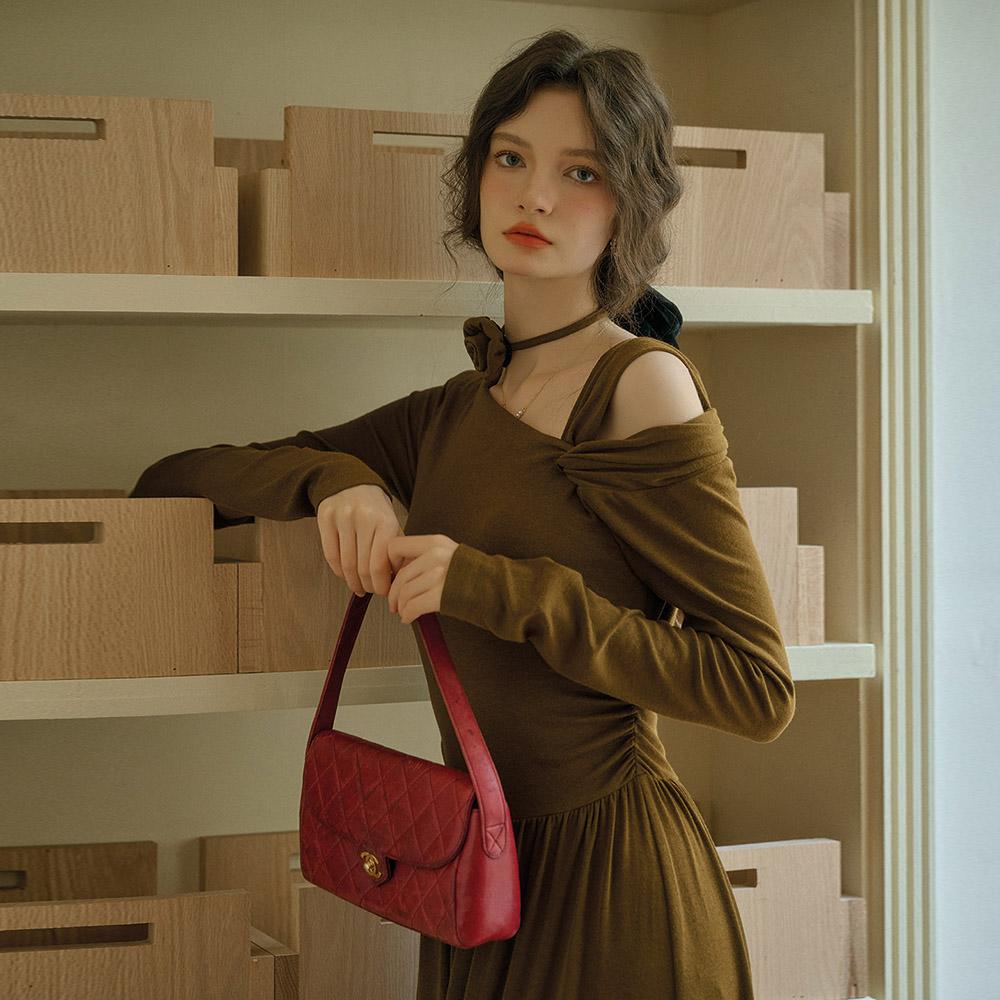 Simpeulleteulo Sr_Slant Shoulder Slim Knit Dress