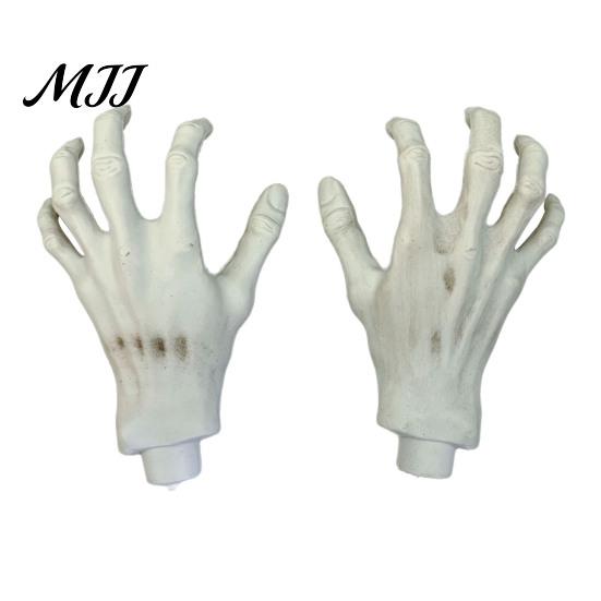 Script Killing Game Supplies 1 Pair Halloween Skeleton Hands, Realistic Plastic Zombie Life Spooky Lawn Cemetery Decors Size Severed Fake Hands