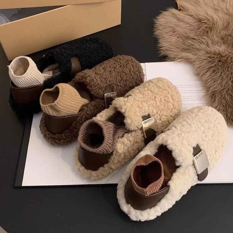 2025 höst och vinter ny koreansk version retro enpedals mild älvvind trampande fot Doudou-skor plattbottnade sammet bomullsskor