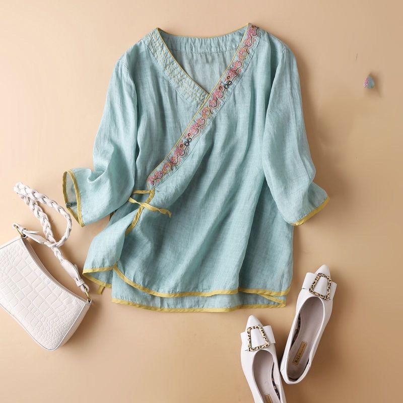 

Summer Artistic Tops Cotton Linen Blouses Loose V-neck Embroidered Spliced Bandage 3/4 Sleeve Women Shirt 4XL зелений