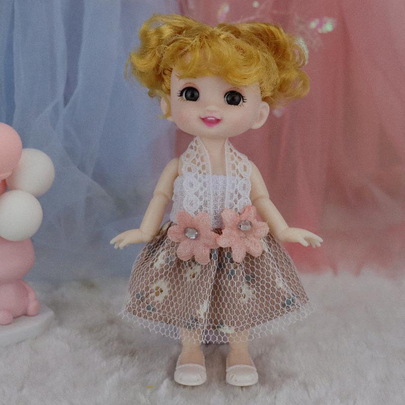 

Вишуканий набір ляльки-принцеси 17 см: Змінні вбрання, Ідеальний подарунок на день народження для маленьких дівчаток. Whole Doll (Bagged)