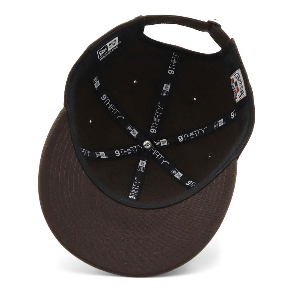 New Era Cap 9THIRTY NY New York Yankees ONSPOTZ Exclusive NY Brown 9Thirty Metallic Mini Logo Mlb New York Yankees M/L