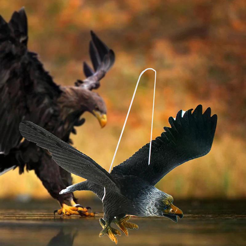 1 Piece Outdoor Eagle Figurine Hanging Bird Deterrent Plastic Eagle Ornament Vivid Flying Bird Hawk Decoy Garden Scarecrow
