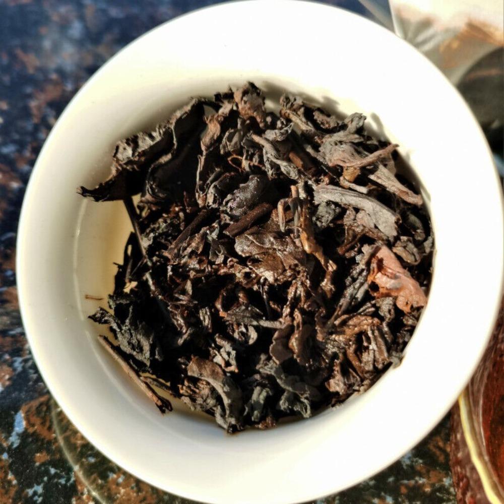 357g Yiwu Gong Pu'er Tea Cake Natural Aged Healthy Drink