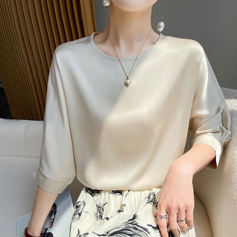 

Круглый вырез Уксусная кислота Сатин Тонкая Драпировка Нишевый Дизайн Чувство 7/4 рукава Летняя Повседневная Свободная Футболка с коротким рукавом Базовая M