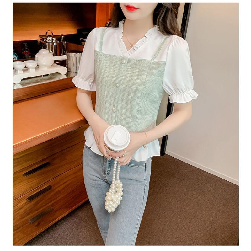 Short-sleeved Shirt for Women Summer New Design Sweet V-neck Fake Two-piece Top