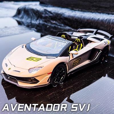 1:24 Lamborghini Aventador SVJ 63 Huracan STO Superbil Legering Støpt Modellbil Metall Lyd & Lys Samle Hobby Bursdagsgaver