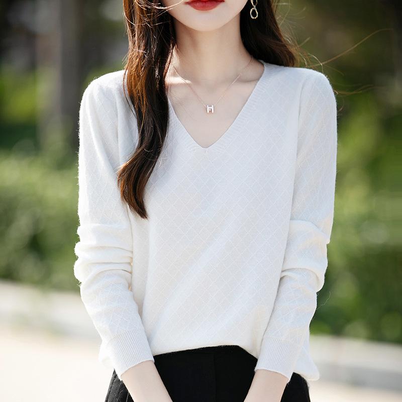 

Женский бархатный свитер с V-образным вырезом и ромбовидной вязкой, осень 2024, корейский стиль, длинный рукав XX-Large белый