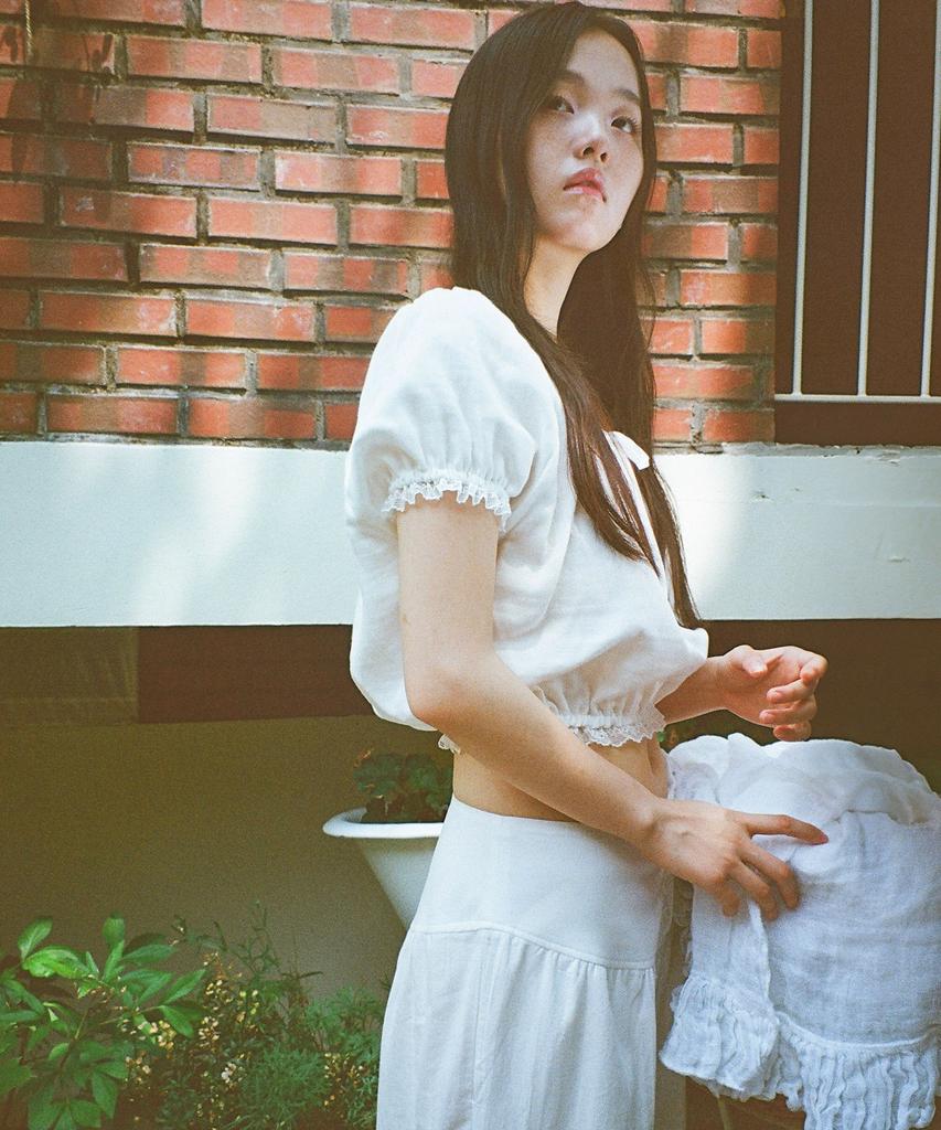 LOULOUSEOUL Zen Lace String Top (White)