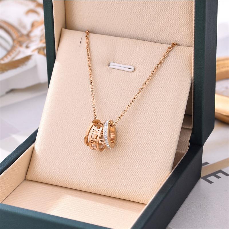 

Новые модные персонализированные ожерелья. Модные подвески в стиле ретро. Модные ретро-колье.