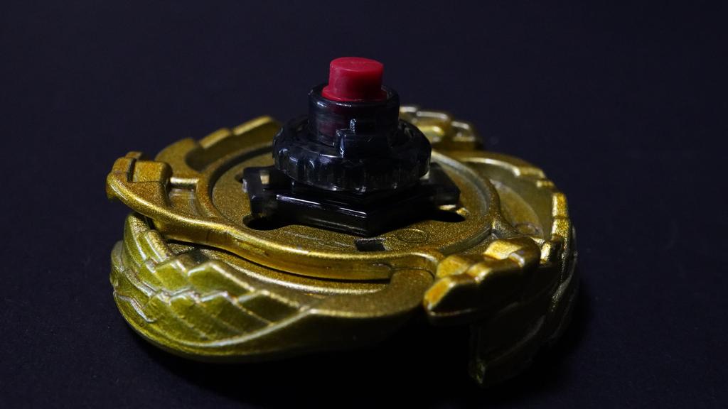 WBBA Exclusive Big Bang Pegasis Asia Model Gold Metal Fight Bey Blade Metabey Bakuten HMS 4D Zero-G Burst X Toy Piece Anime Game Action Toy