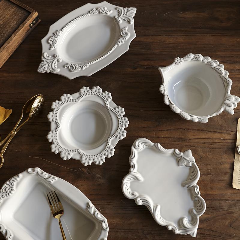 Creative Ceramic Plate Korean Style Floral Shape Relief Porcelain Dinnerware Cake Dessert Snacks Fruit Plates Kitchen Supplies