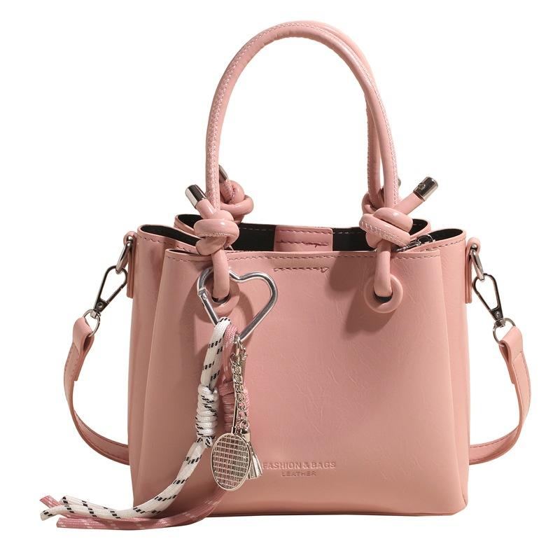 This year's popular retro portable bucket bag, fashionable versatile oil wax leather, high-end commuter messenger women's bag