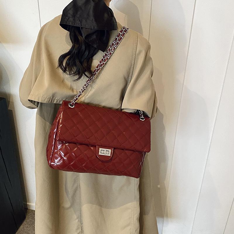 Rhombus Chain Bag Women's Bag 2025 New Fashionable Large-capacity Commuter Shoulder Bag Casual Versatile Messenger Stray Bag