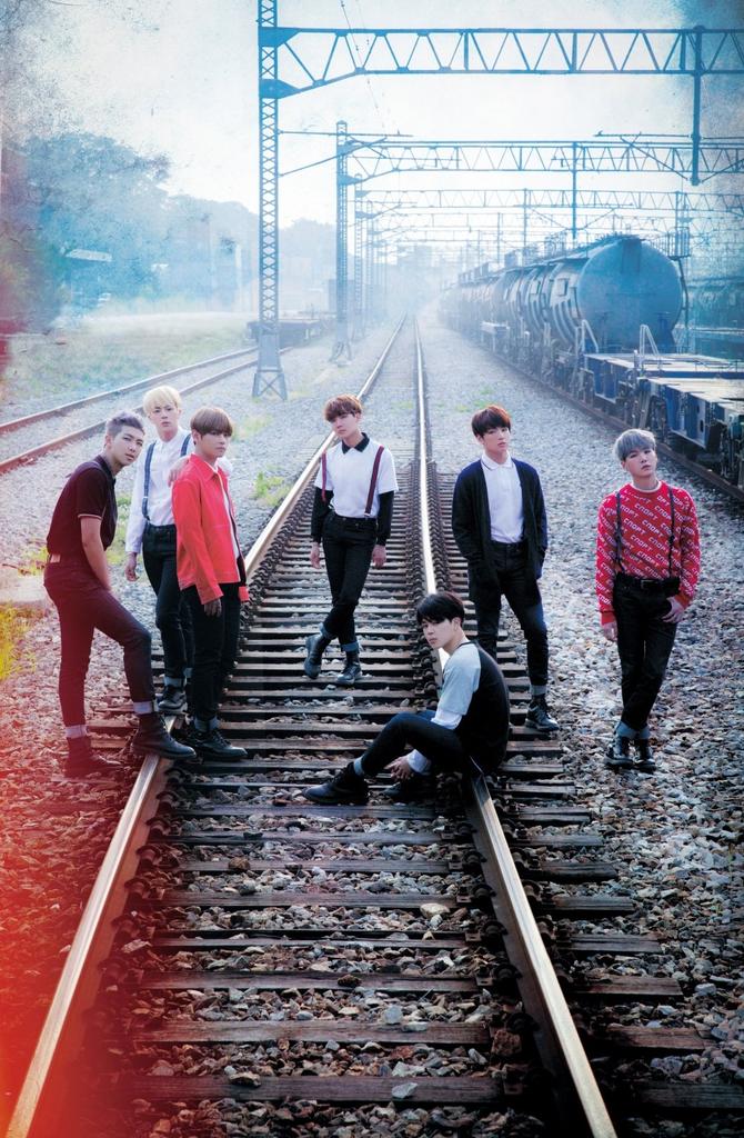 BTS – Youth [Limited Edition / CD+DVD / Special Digipak with Deluxe Booklet]