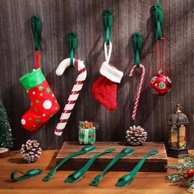 Yousheng Christmas Wreath Hangers Mantel Garland Hooks Adhesive Christmas Stockings Hangers Reusable Wreath Hooks for Fireplace Stairways Banister