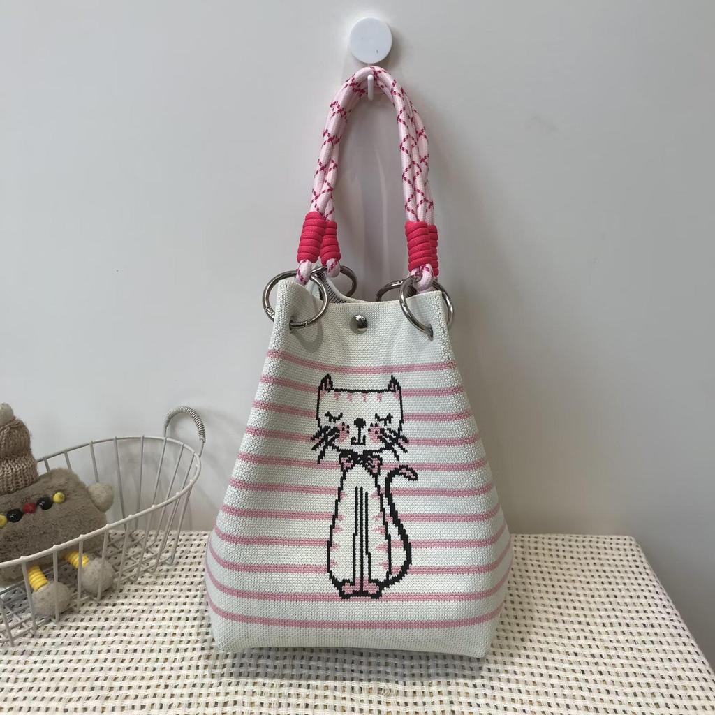 Korean Ins Knot Handbag: Stylish Spring/Autumn Bucket Bag with Large Capacity