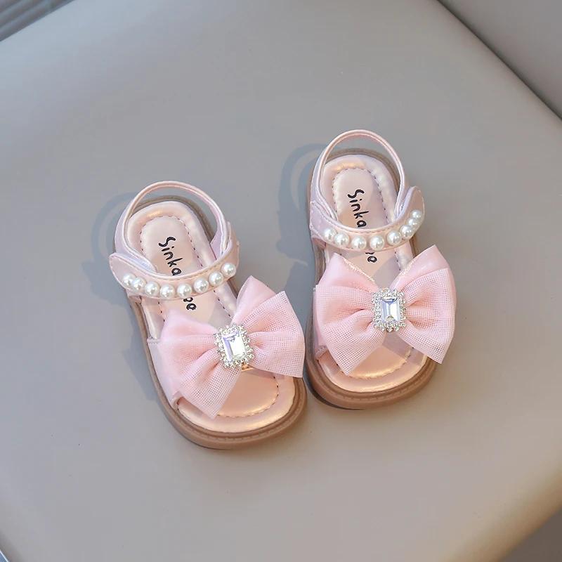 Girls Crystal Beach Sandals with Pearls Beading Fashion 2025 Summer Brand New Kids Bow-knot Sandals with Rhinestone Princess Hot