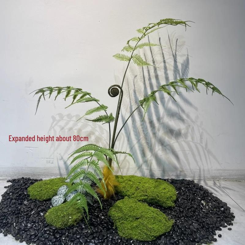 Dekorace z umělé perské trávy a kapradí: Dřevěná dekorace koně pro domácnost a fotografování