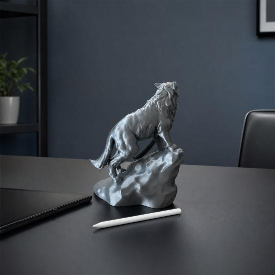 Animal Ornament, Power Symbol Wolf Sculpture, Roaring Wolf Design Mini Desktop Decoration for Home Office Gift